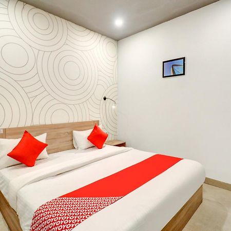 ניו דלהי Hotel O Jps Grand Hotel מראה חיצוני תמונה