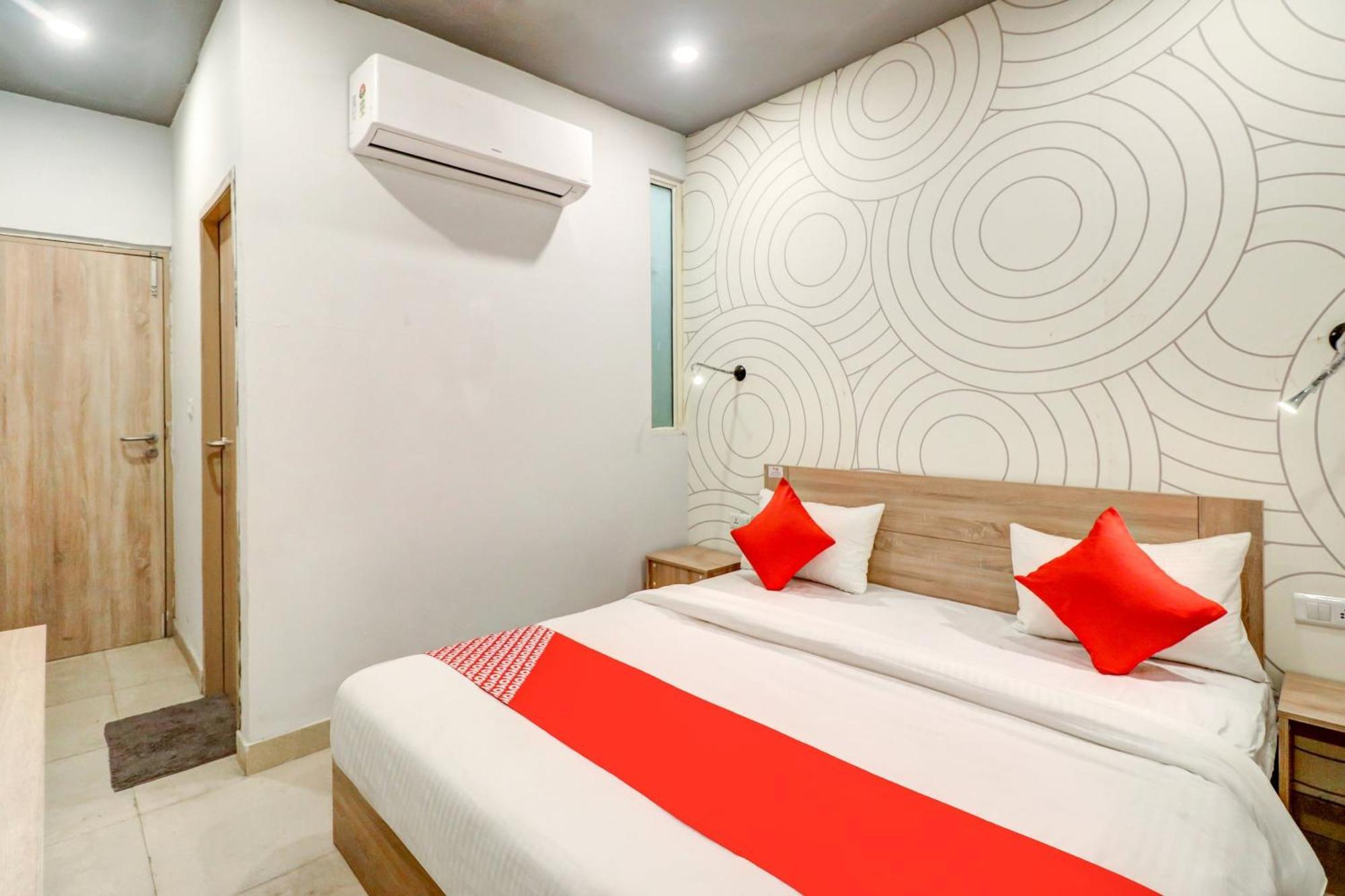 ניו דלהי Hotel O Jps Grand Hotel מראה חיצוני תמונה
