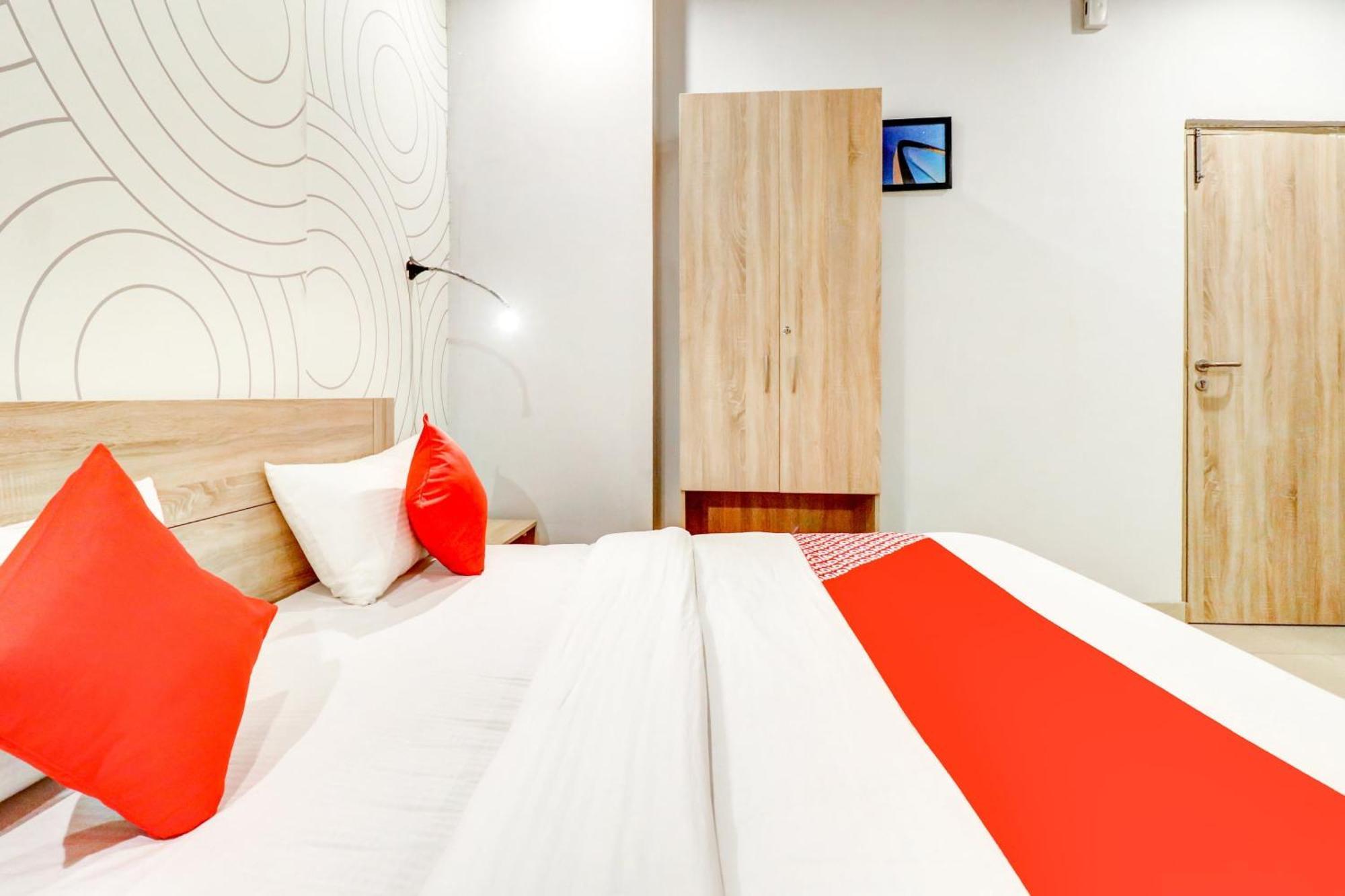 ניו דלהי Hotel O Jps Grand Hotel מראה חיצוני תמונה